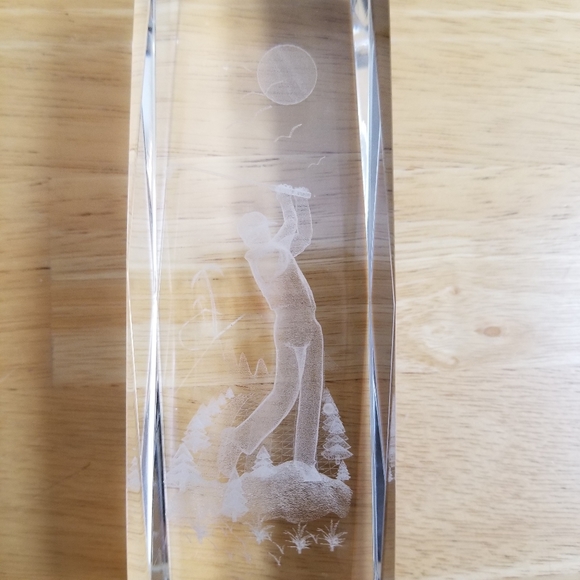 #10038 Rare Collect Lazer Cut Golfer Paper Weight - Picture 7 of 12